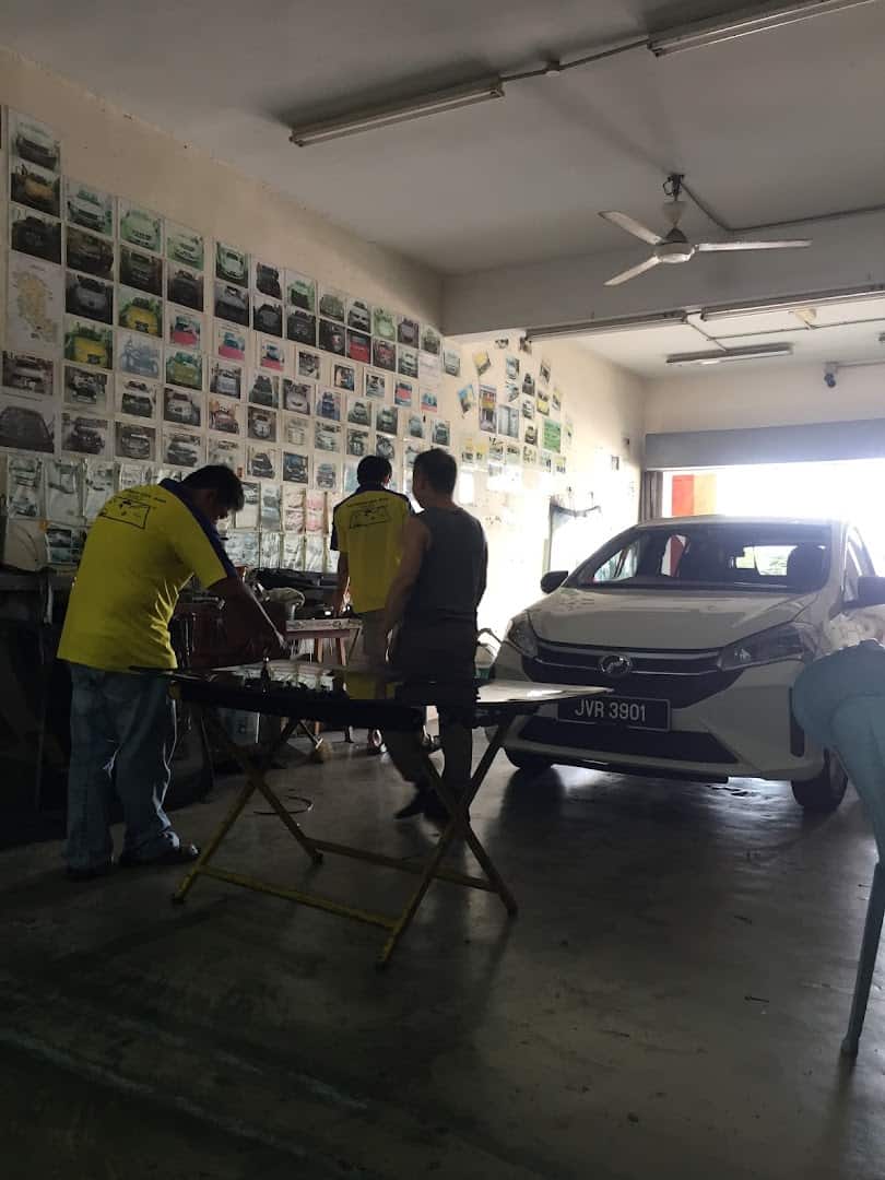 DR CERMIN SDN BHD(NUSA BESTARI) - 车镜e生 Windscreen Replacement | Windscreen Repair Kedai Cermin Kereta Johor