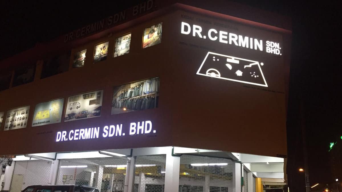 Dr Cermin Sdn Bhd (Headquarter) 车镜e生总部 - Windscreen Replacement | Windscreen Repair Kedai Cermin Kereta Johor