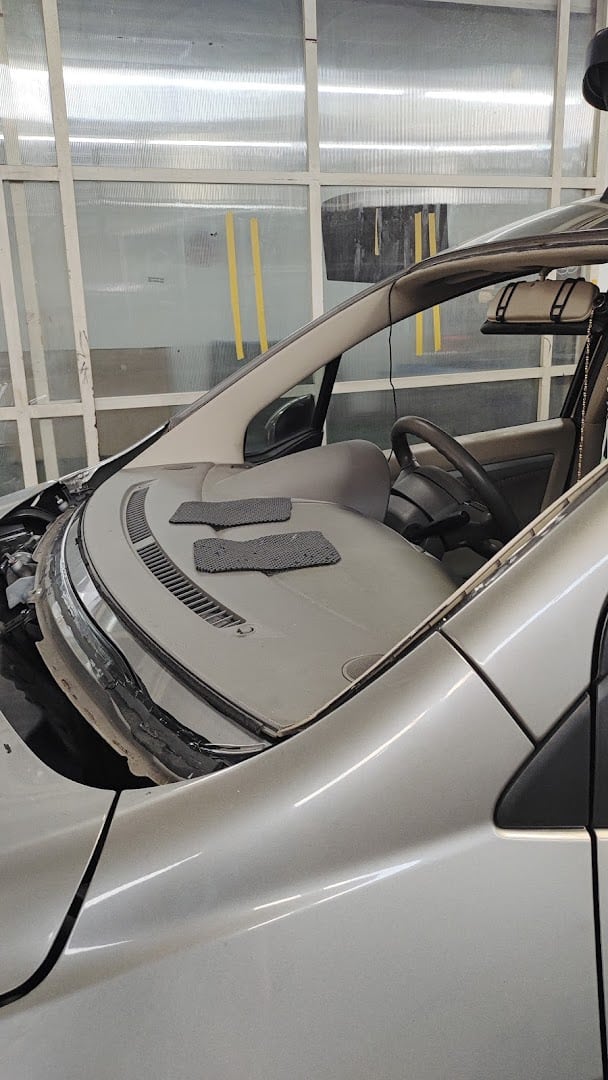 Ezy Windscreen Specialist | Kedai Cermin Kereta Kedai Cermin Kereta Klang