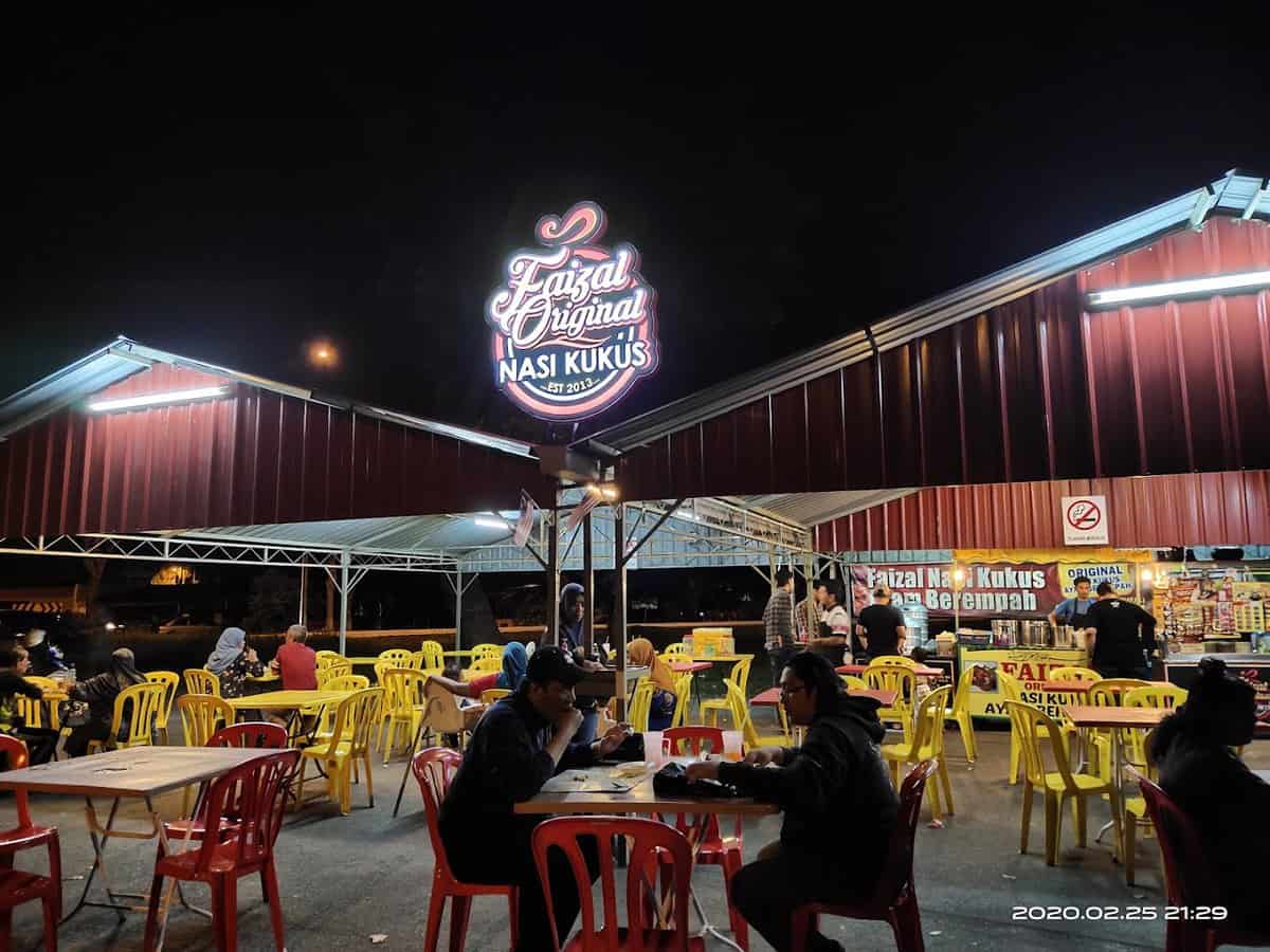 Faizal Nasi Kukus Ayam Berempah Kedai Makan Di Parit Buntar