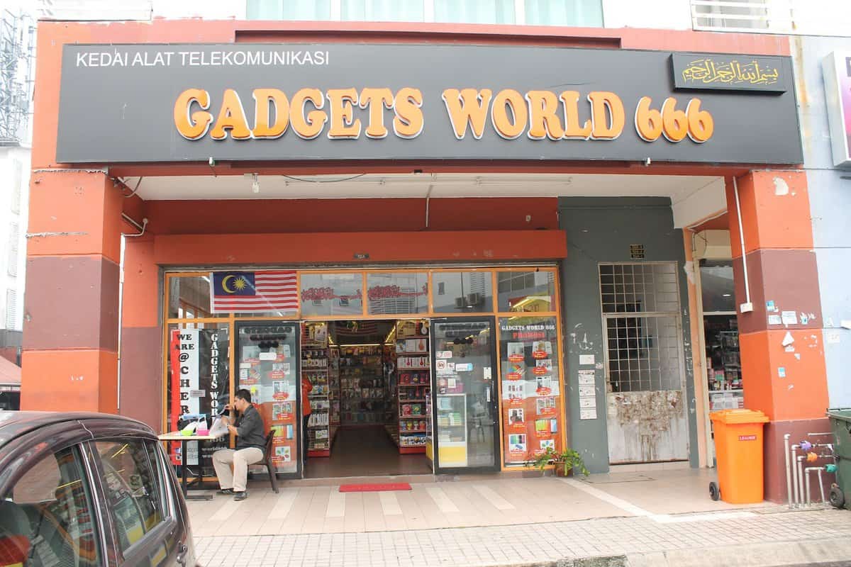 Gadgets World 666 Bandar Tun Razak Kedai Handphone Kuala Lumpur