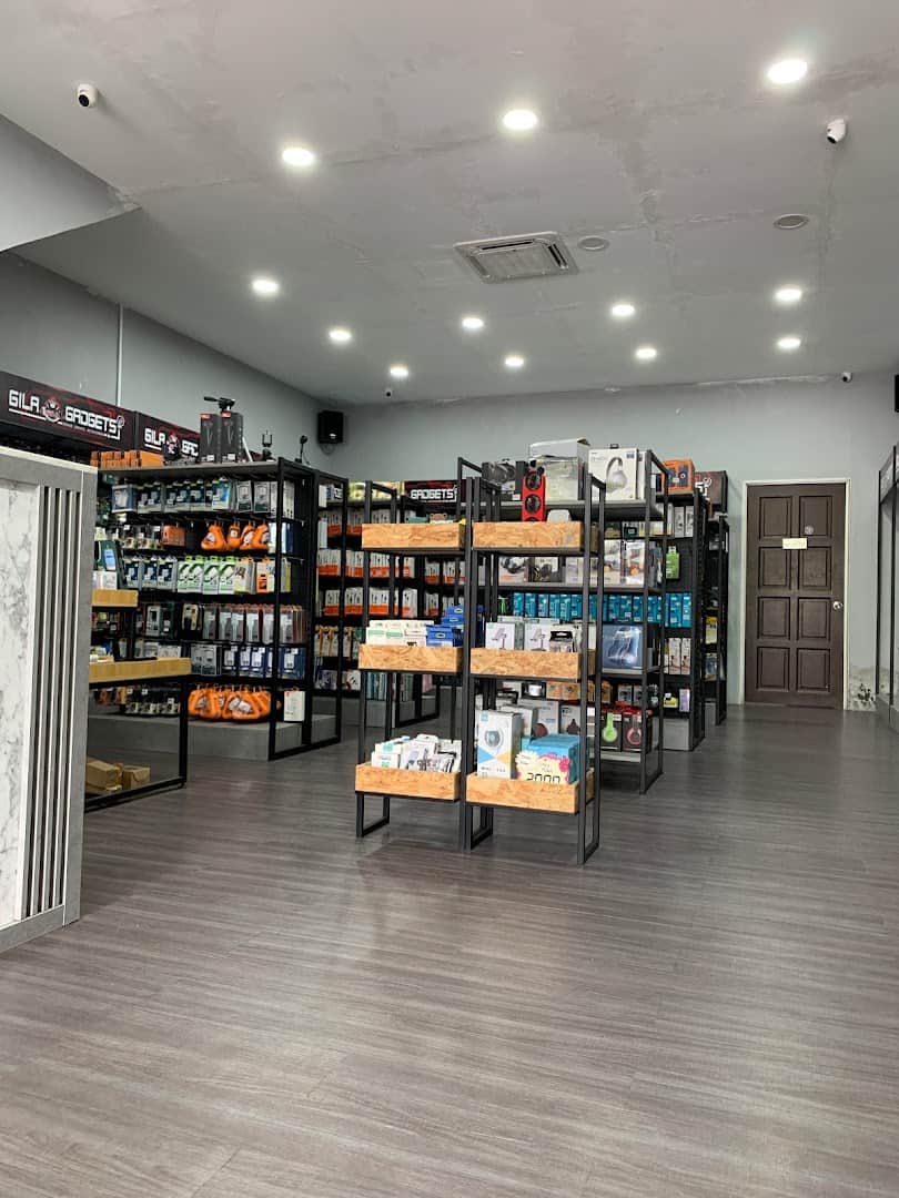 Gila Gadgets Shah Alam - iPhone and Smartphone Repair Face To Face Kedai Iphone Shah Alam