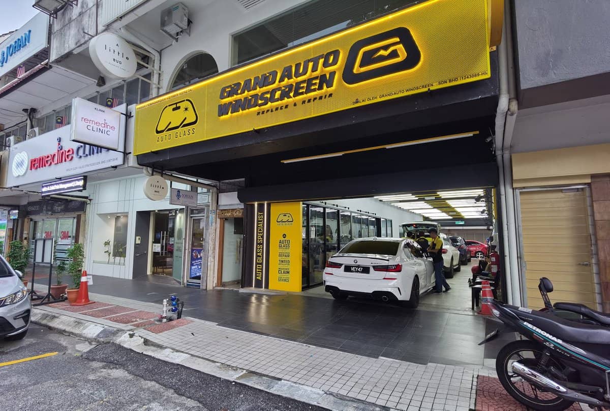 Grand Auto Windscreen Sdn Bhd (TTDI) | Kedai Cermin Kereta Kedai Cermin Kereta Kuala Lumpur