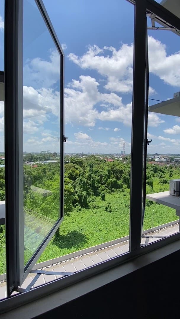 Grand City Aluminium Sdn Bhd - Windows & Doors, Folding Door, Sliding Door, Bifold Door, Tempered Glass Shower Screens Kedai Aluminium Sarawak