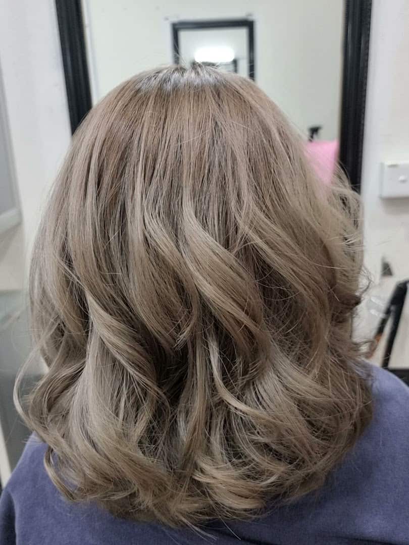 JR VVERT SALOON /BILIK MUSLIMAH DISEDIAKAN Kedai Gunting Rambut Labuan