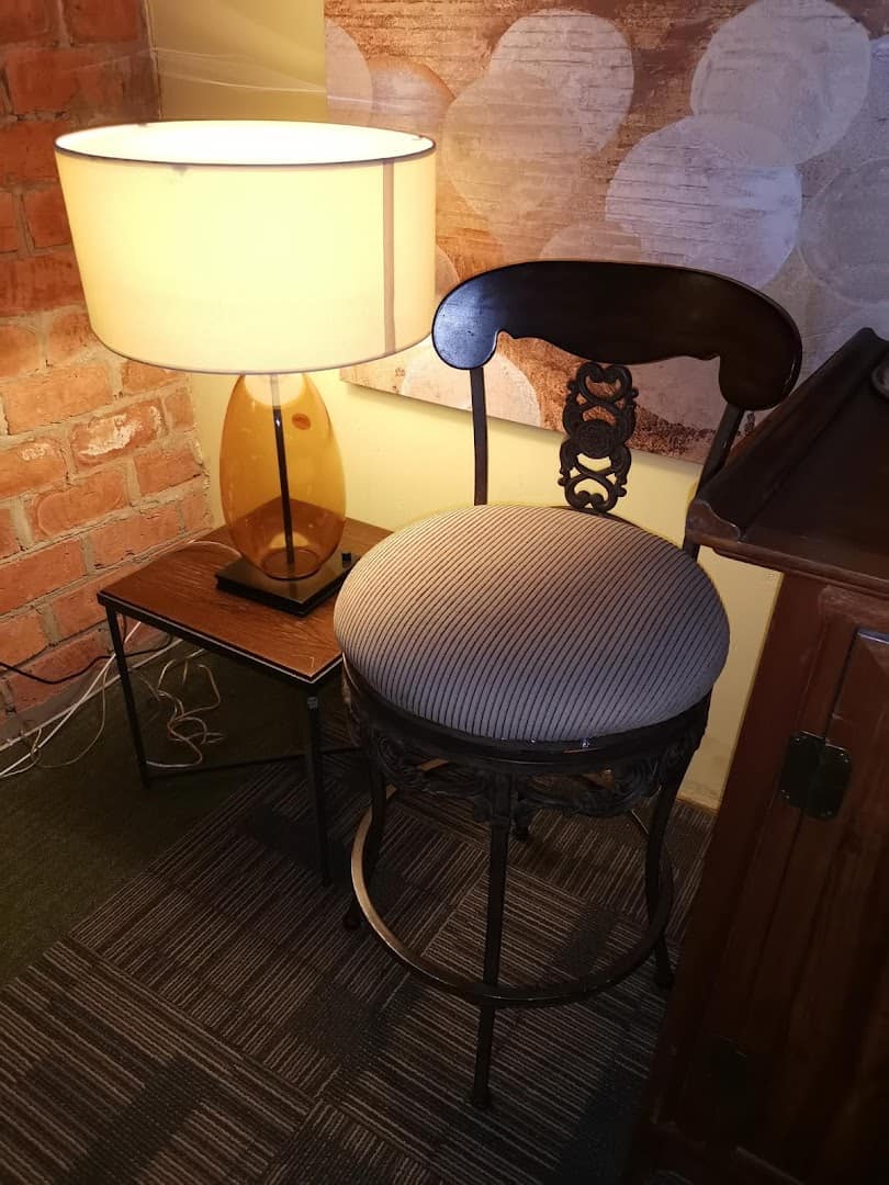 KKL2 SHOWROOM ( kedai Kaki Lelong Kuching ) Kedai Perabot Sarawak