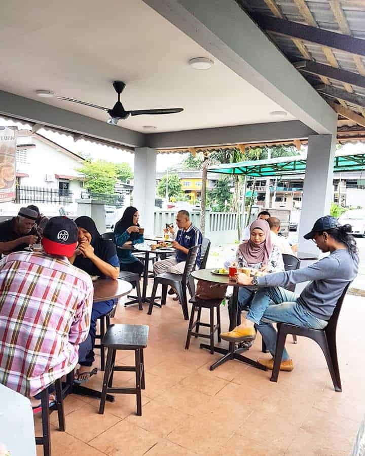 Kedai Makan MAK LONG BESAH (Surau Sri Tebrau) Kedai Makan Di Johor Bahru
