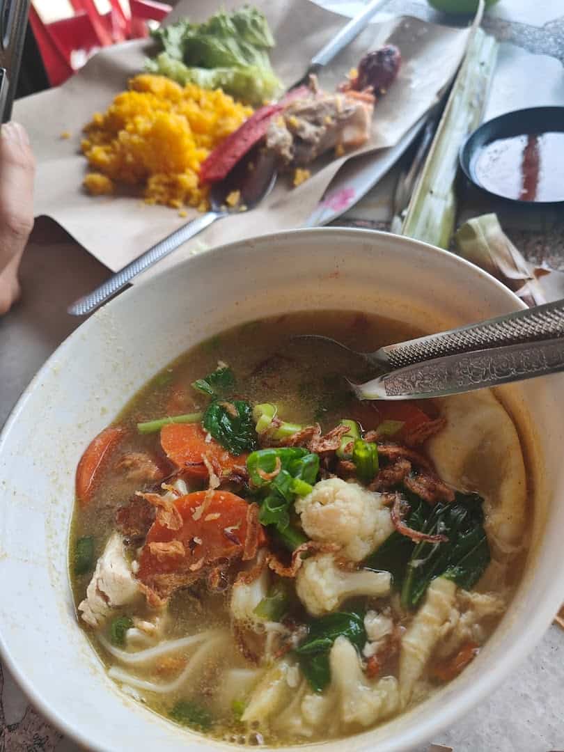 Masakan Ala Thai ( Sup Gearbox) Yong Peng Kedai Makan Yong Peng