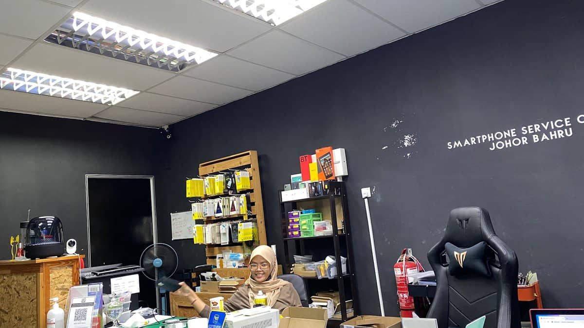 MrFix Johor Bahru - iPhone/iPad/Android/Macbook Repair Face to Face Kedai Iphone Johor