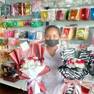 Nithaaz Florist & Surprise Gift Kedai Bunga Negeri Sembilan