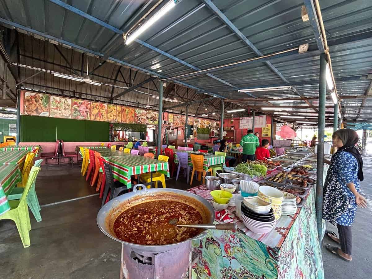 Restaurant Kak Tie Nasi Campur & Seafood Kedai Makan Langkawi