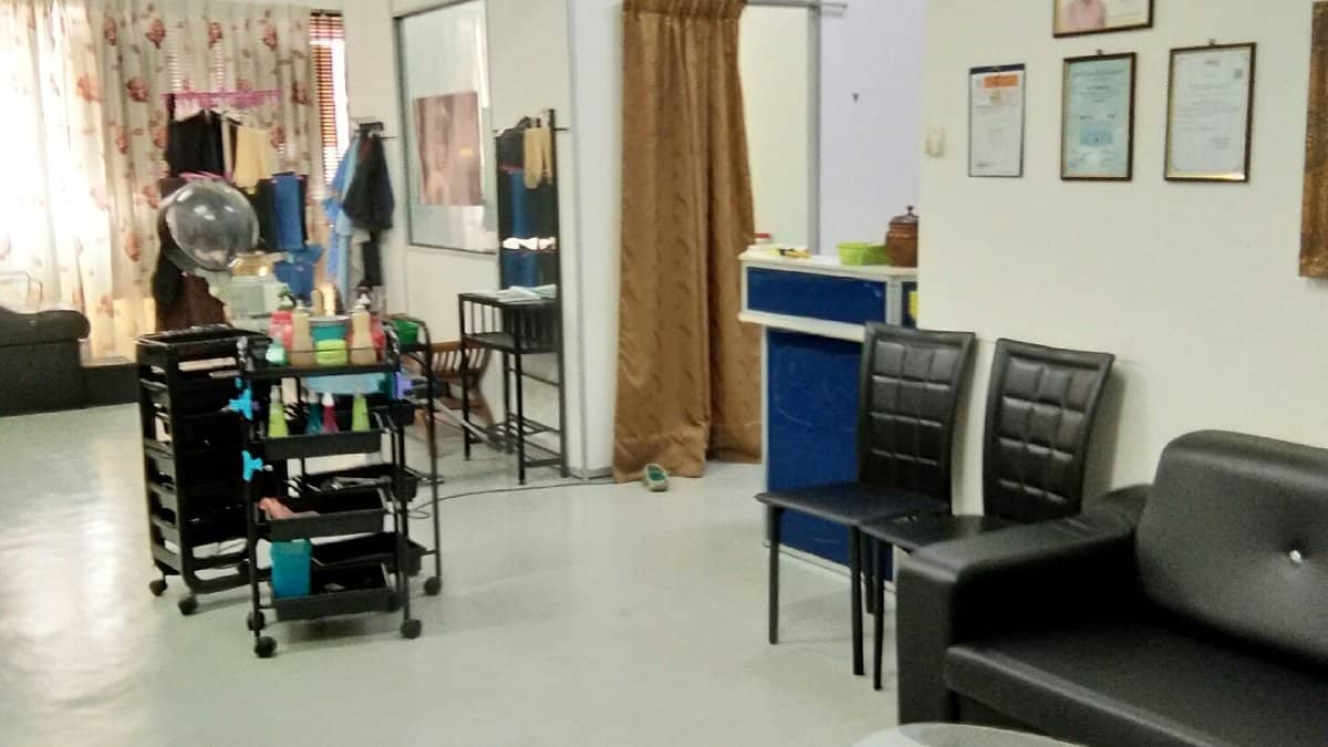 Salun Rambut Wanita Djah Kedai Gunting Rambut Semenyih