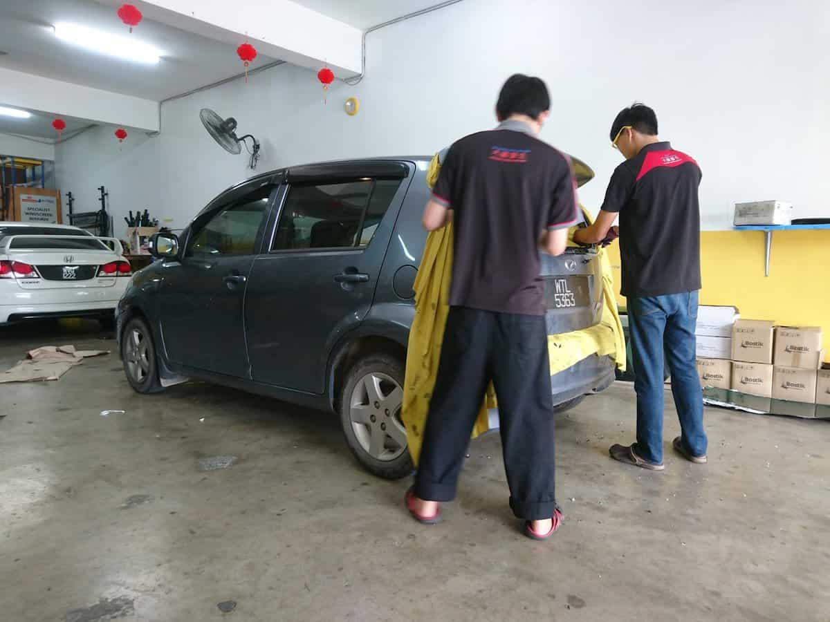 The First DR Cermin Enterprise Kedai Cermin Kereta Bangi