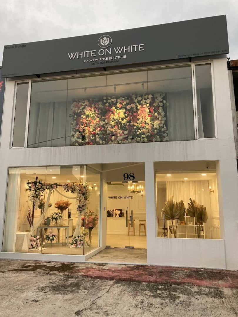 White On White (SS 2, Petaling Jaya, Kuala Lumpur Florist) Kedai Bunga Petaling Jaya