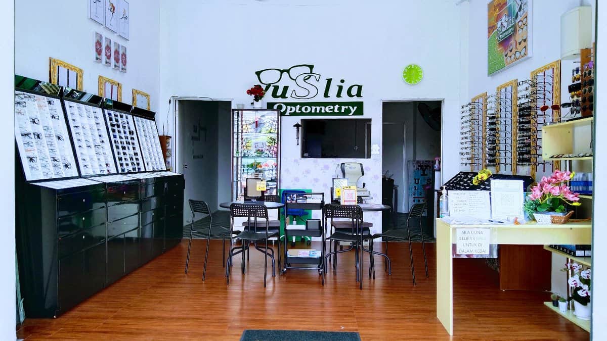 Yuslia Eyecare Center Kedai Cermin Mata Kuala Selangor