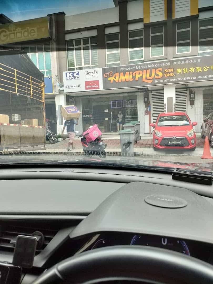 AMIPLUS SDN BHD Kedai Bahan Kek Melaka
