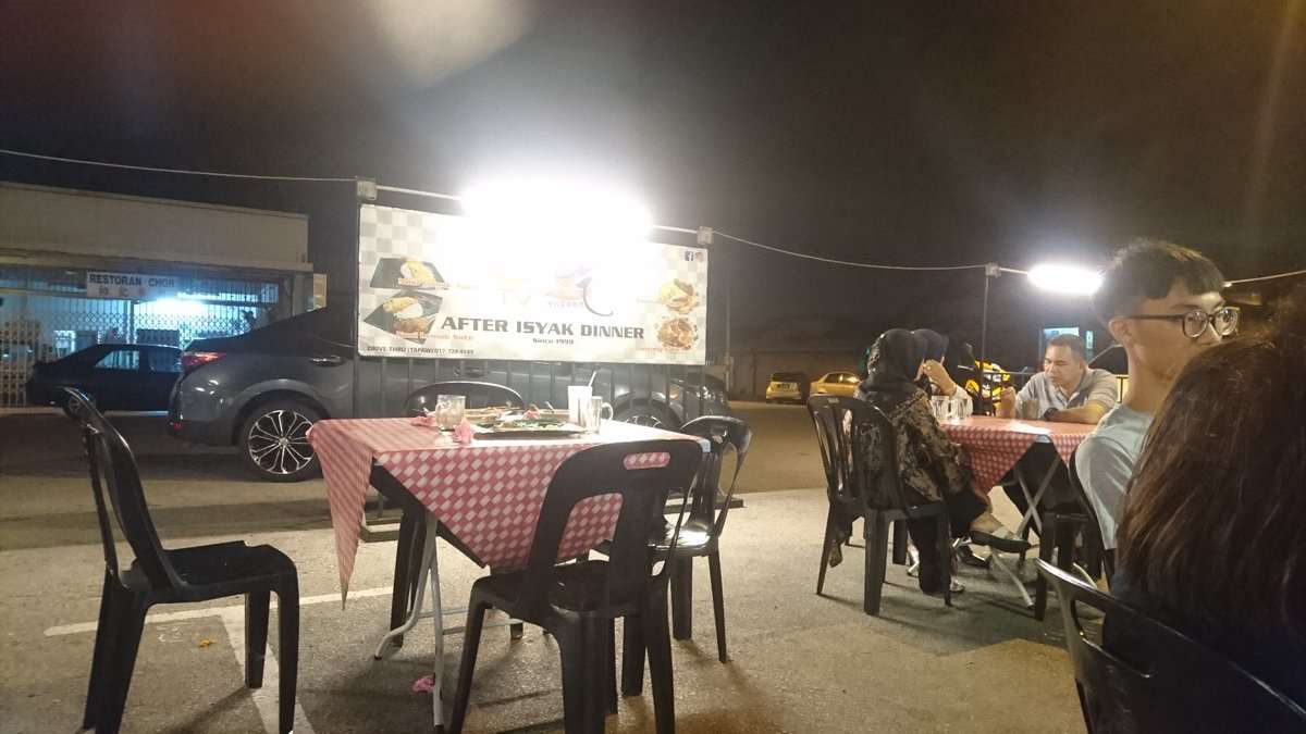 After Isyak Dinner Kedai Makan Batu Pahat