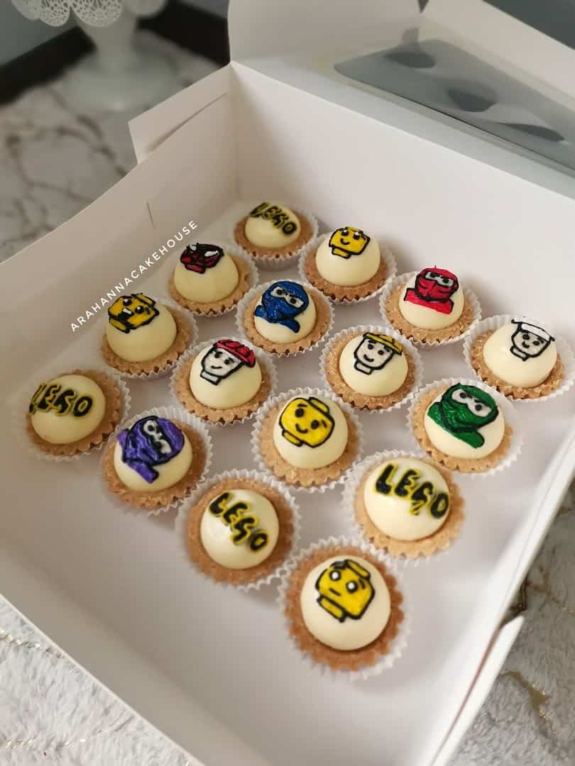 AraHanna Cake House Kedai Kek Parit Buntar