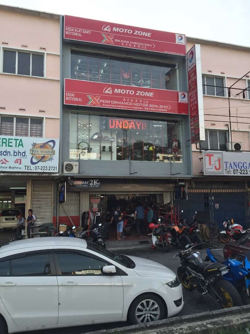 Biker Discovery Kedai Helmet Johor