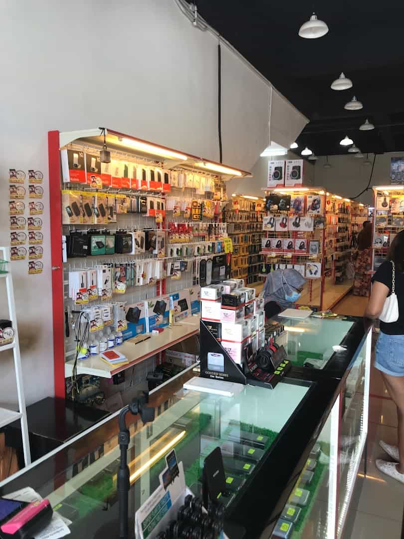 Gadgets World 666 Ipoh Kedai Handphone Perak