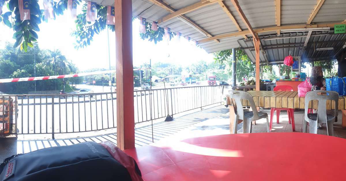 Gerai Pakcik Malik D'Pokok Kedai Makan Sungai Buloh