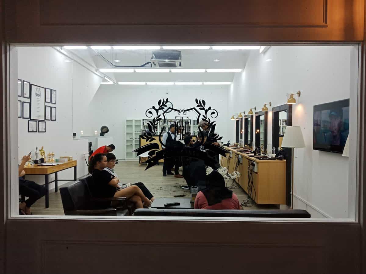 HiT Barbershop Kajang Kedai Gunting Rambut Kajang