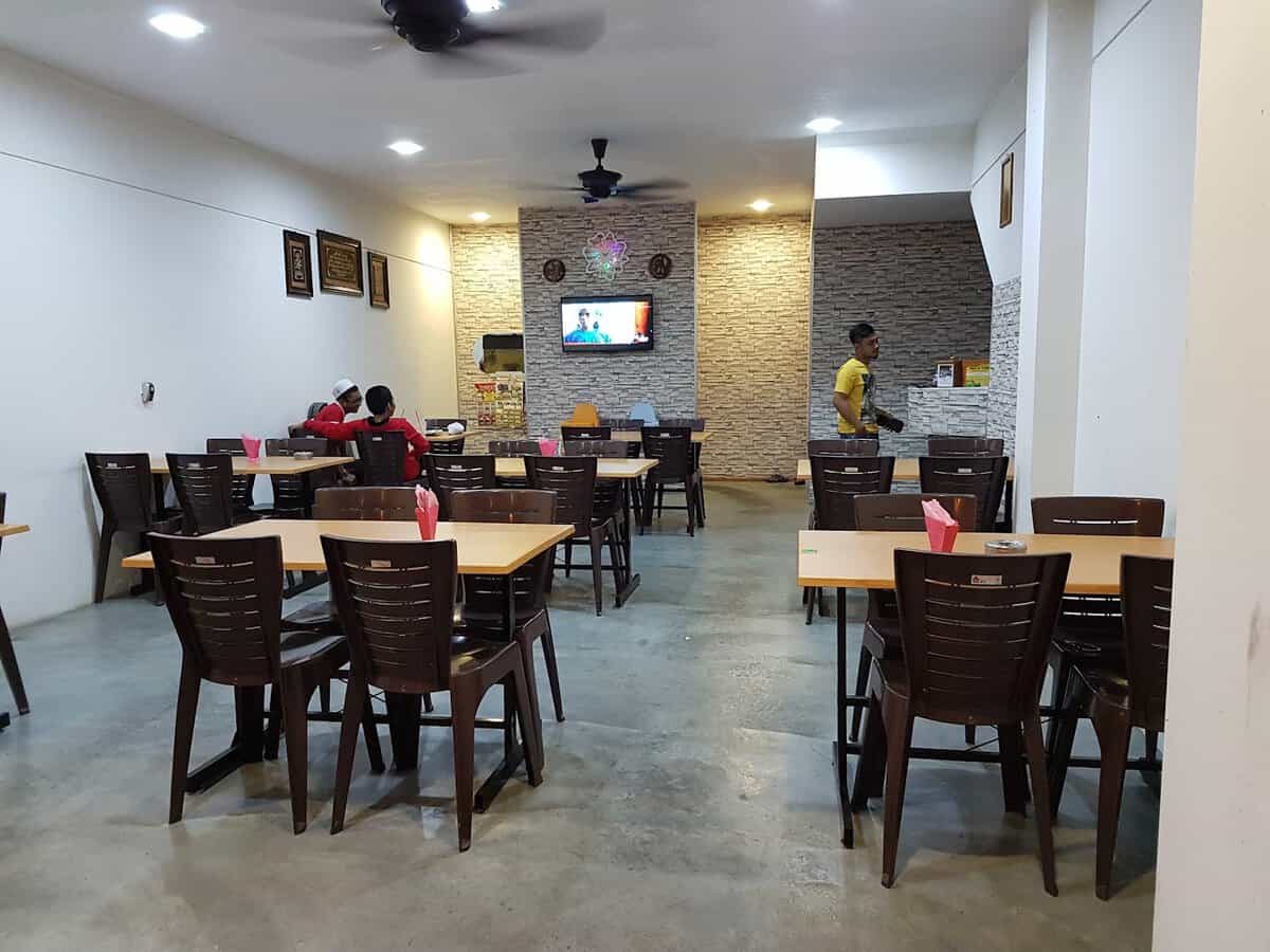 Iman Tomyam N Western Food Kedai Makan Simpang Ampat