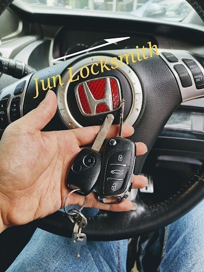 Jun Locksmith - Tukang kunci Kedai Kunci Pahang
