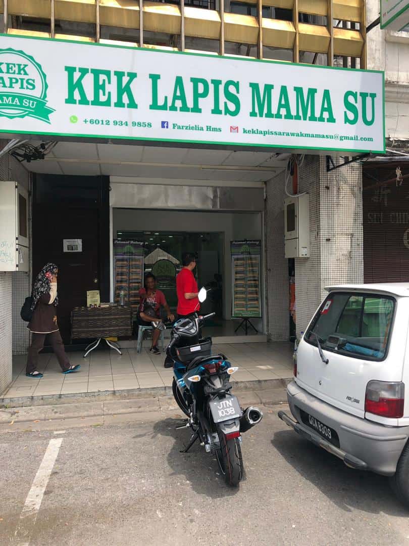 KEK LAPIS MAMA SU Kedai Kek Sarawak