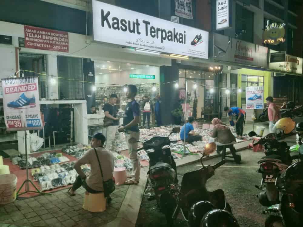 Kasut Terpakai Padang Jawa Kedai Kasut Shah Alam