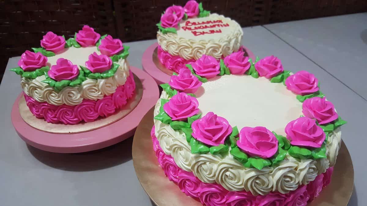 Kedai Kek Hajjah Kedai Kek Puchong