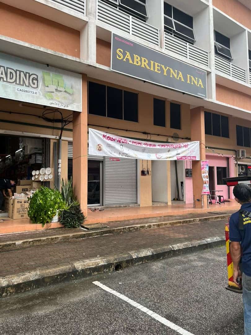 Kedai Kosmetik Sabrieyna Ina Kedai Kosmetik Pahang