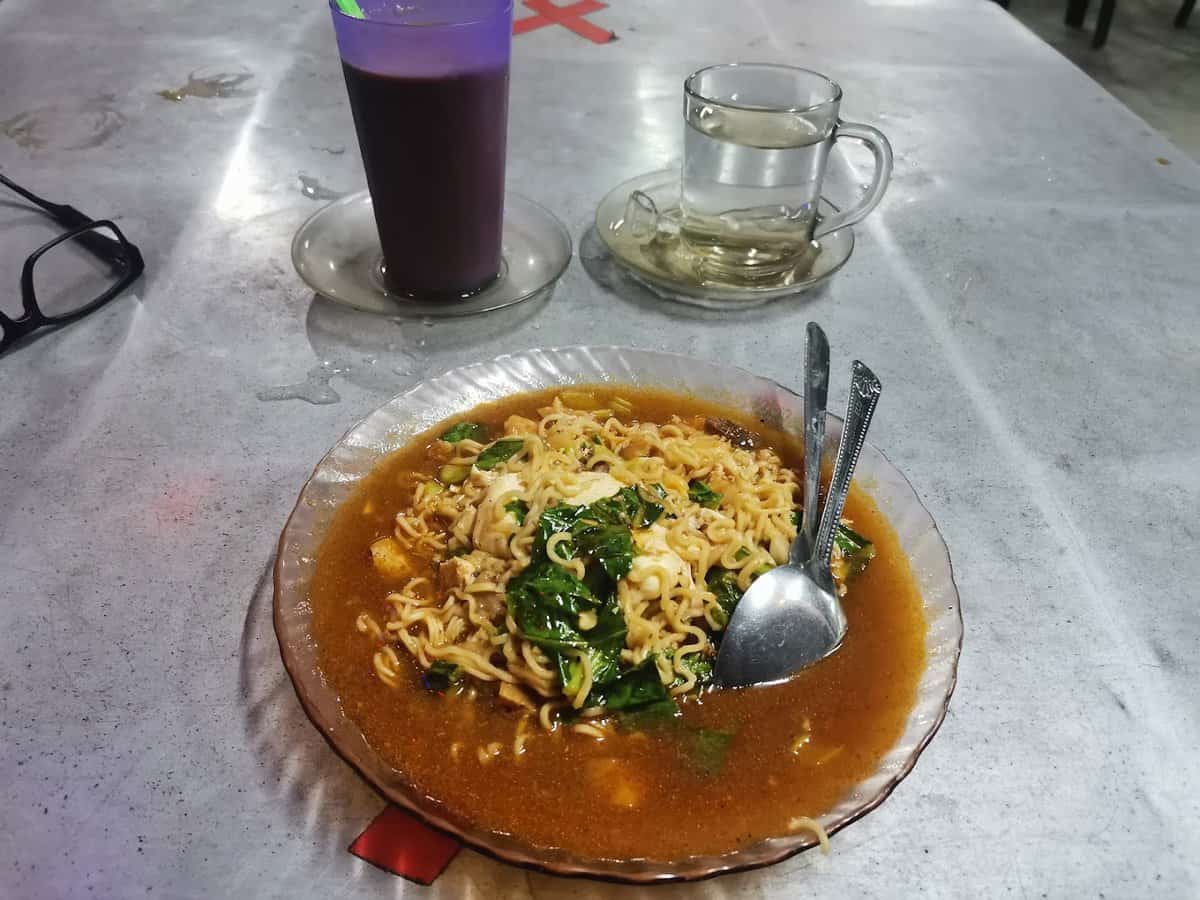 Kedai makan om Kedai Makan Permatang Pauh