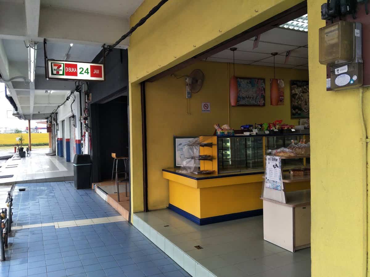 Kingsteng Cake House Kedai Kek Parit Buntar