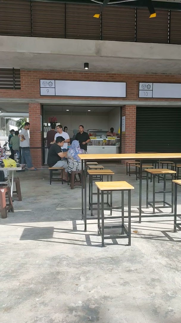 Mak Jah Corner Kedai Makan Ampang