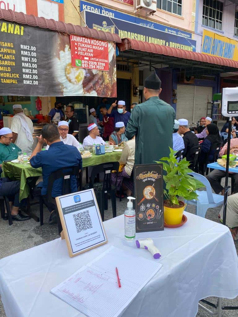 Makan Pagi Di Cafetiam Kedai Makan Seri Iskandar