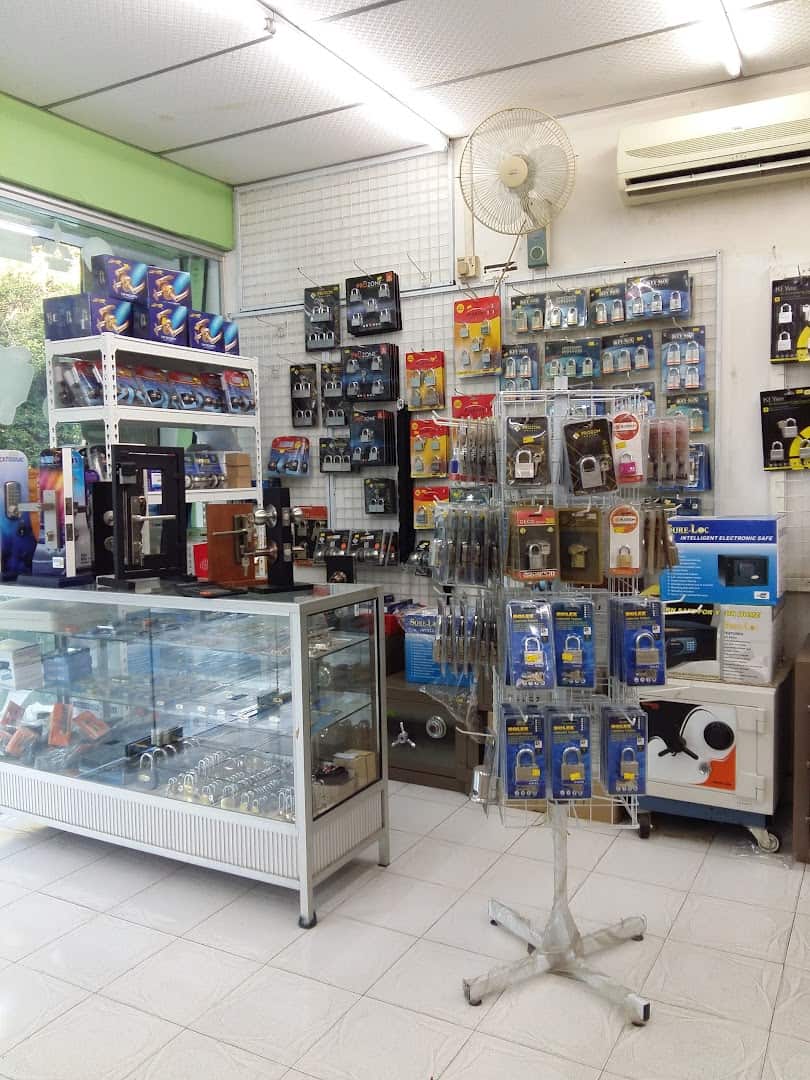 Manjung Locksmith Center Kedai Kunci Perak