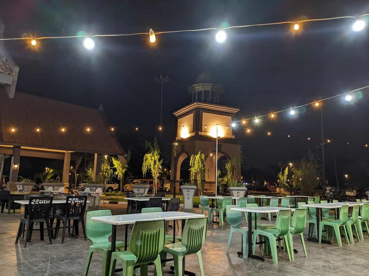 Medan Ikan Bakar Seri Warisan Kedai Makan Di Dungun