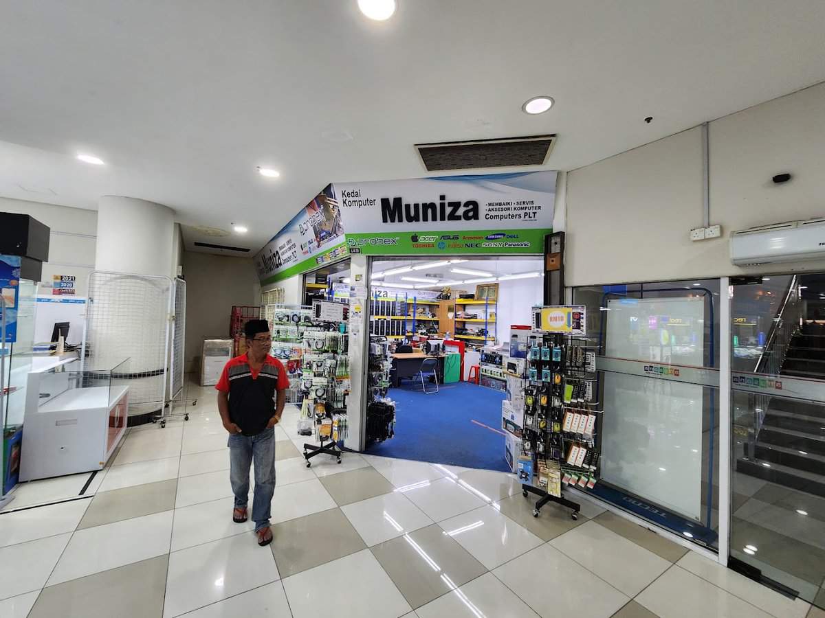 Muniza Computers PLT Kedai Komputer Johor Bahru