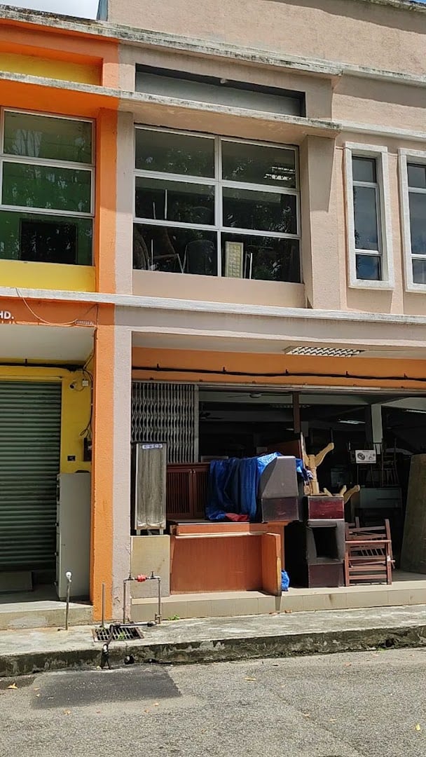 PERABOT HAJI HUSSIN Kedai Perabot Melaka