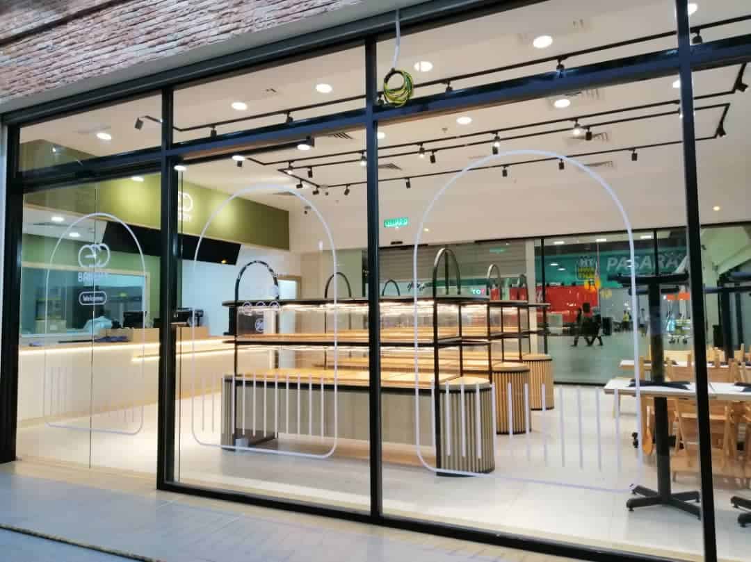 Poin Bakery (Cawangan Segamat) Kedai Kek Segamat