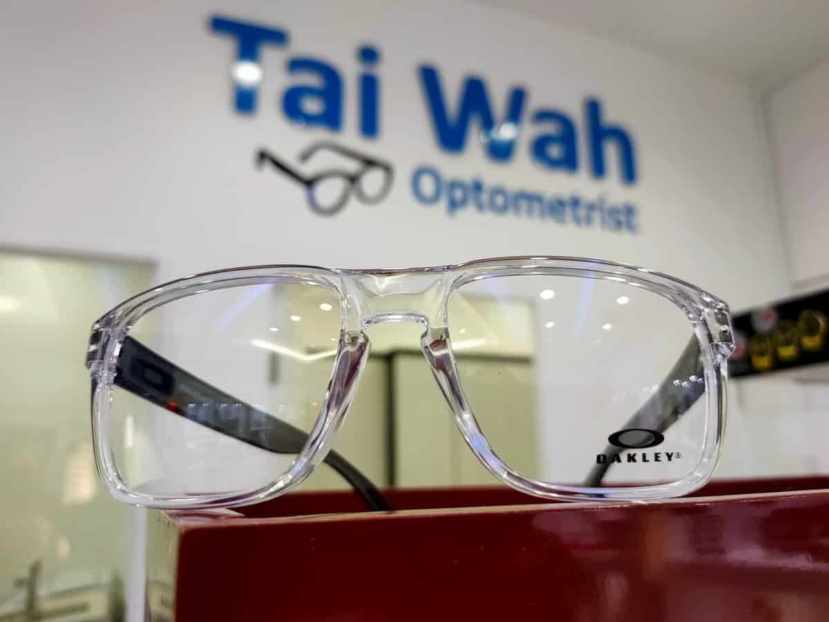 Pusat Optik Tai Wah Kedai Cermin Mata Labuan