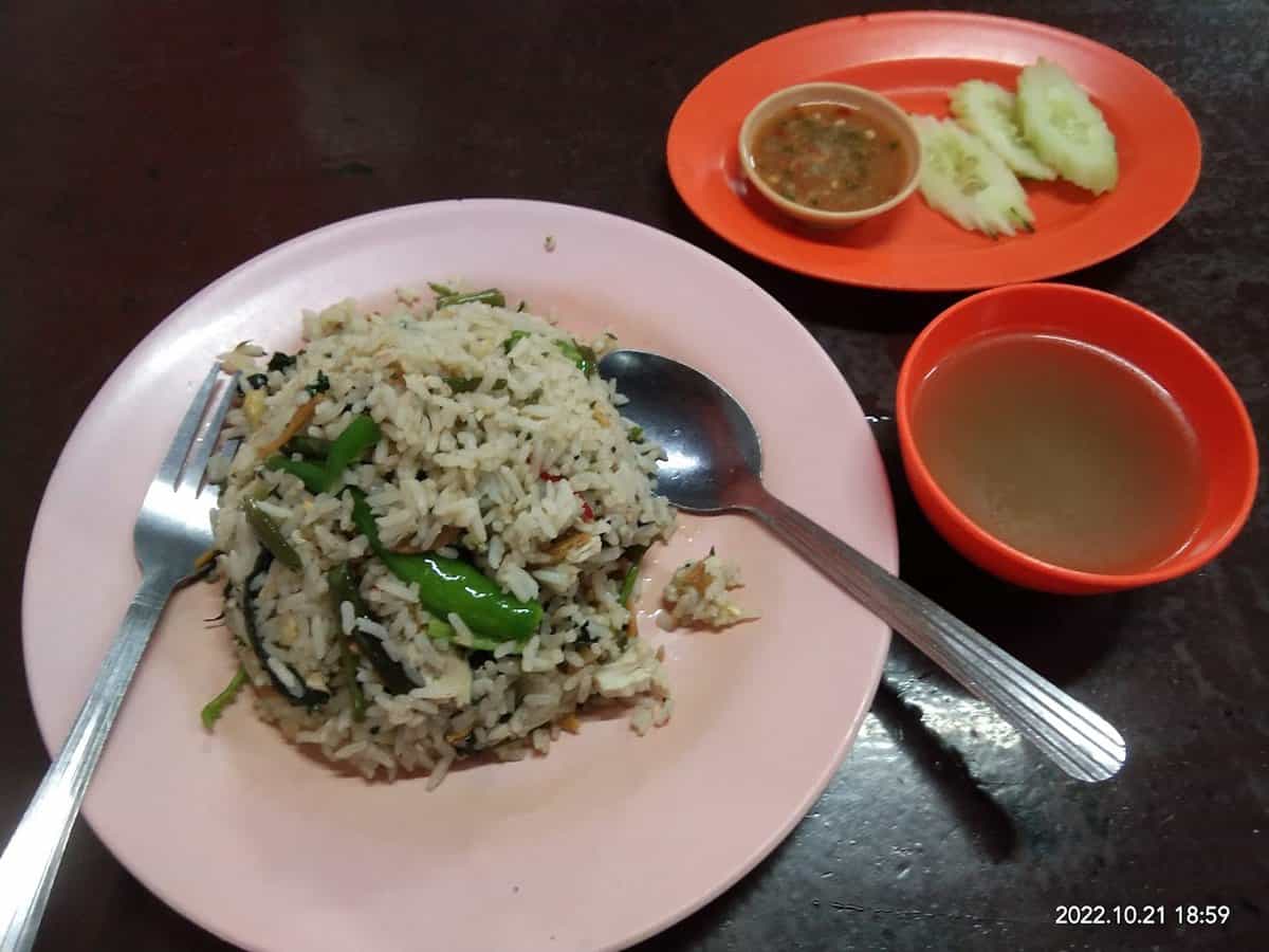 RESTORAN RASA ABADI Kedai Makan Simpang Ampat