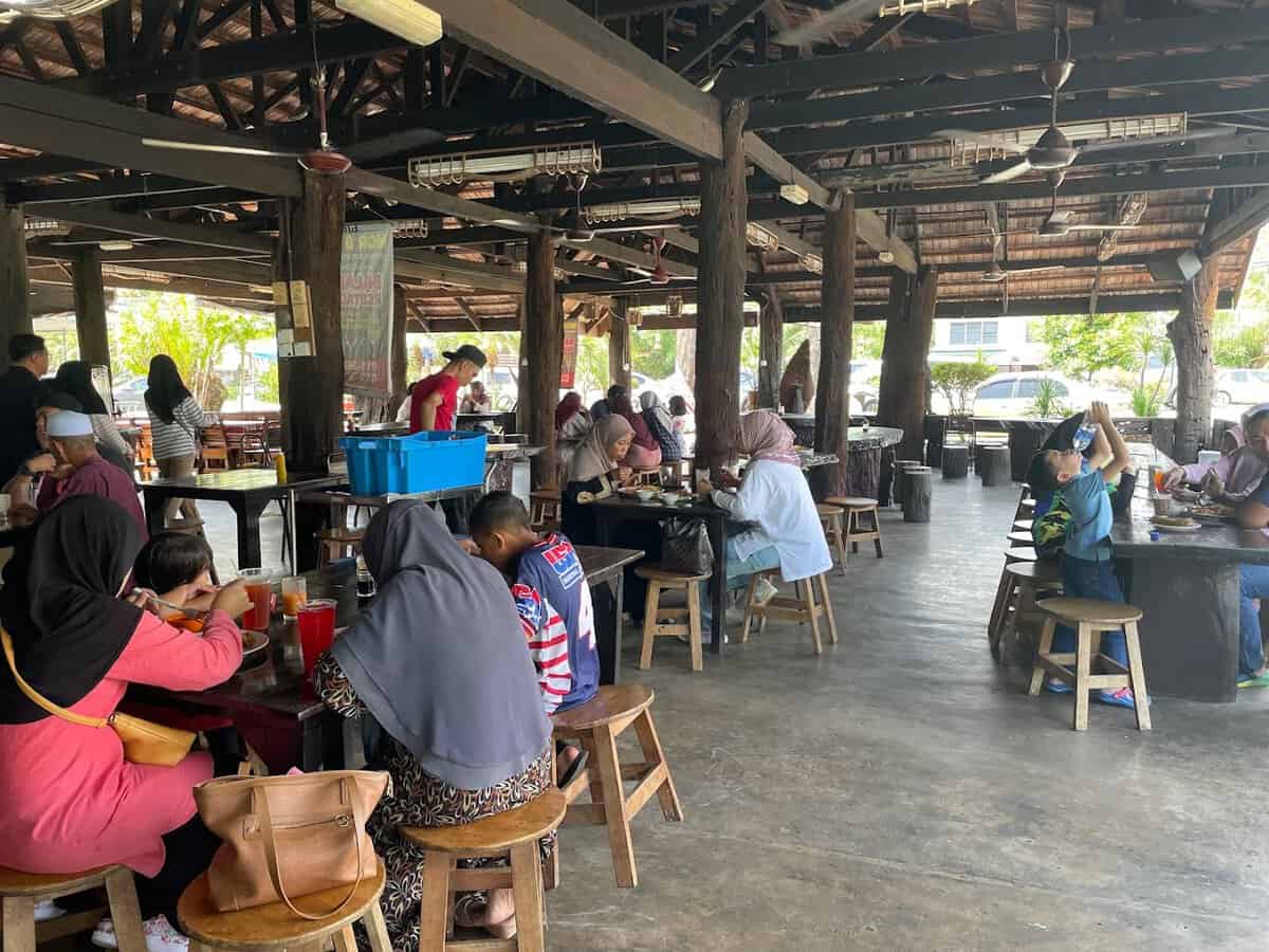 Restoran Balak Inn Kedai Makan Di Parit Buntar