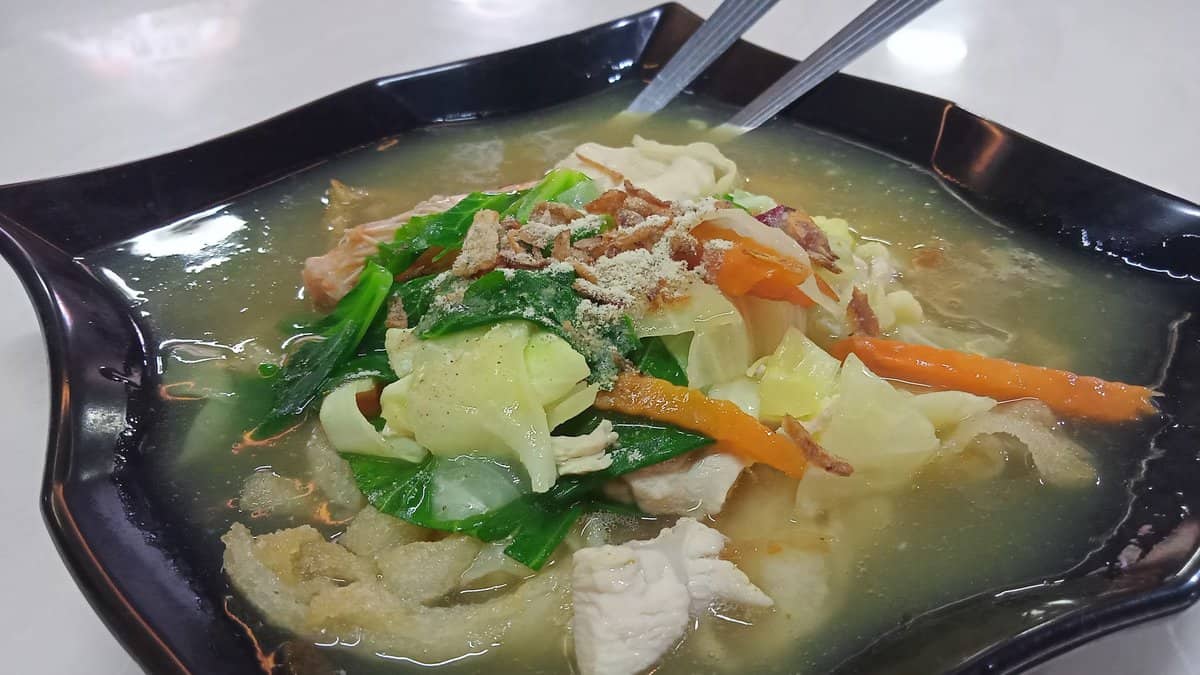 Restoran Bumbung Merah Kedai Makan Padang Serai