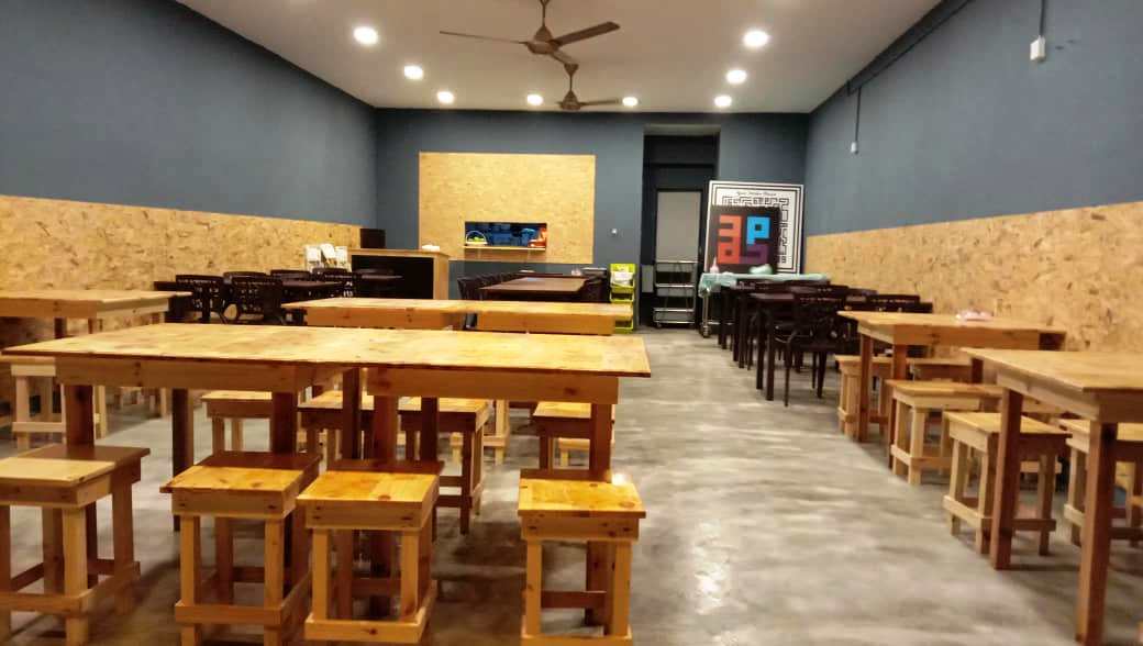 Restoran Kampung Kedai Makan Bandar Saujana Putra