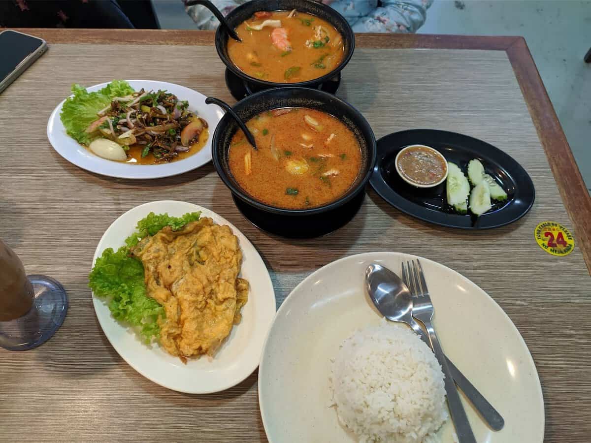 Restoran Ramai Tomyam Kedai Makan Cyberjaya