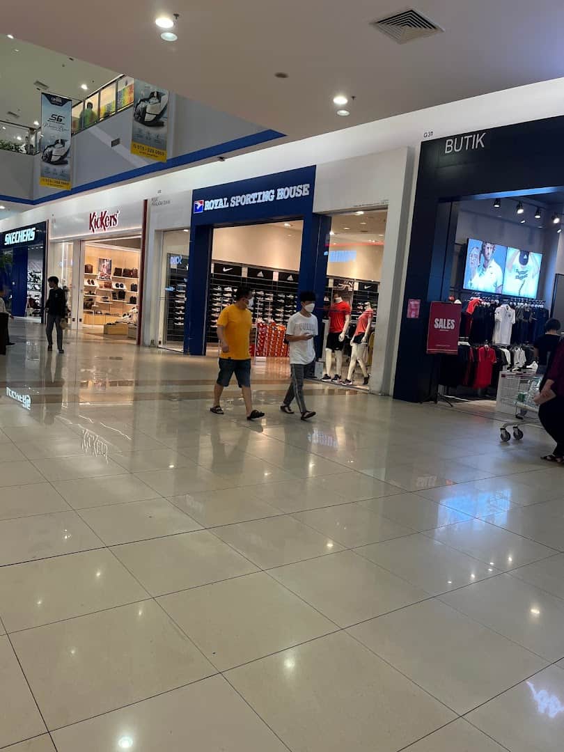 Royal Sporting House Kedai Sukan Melaka