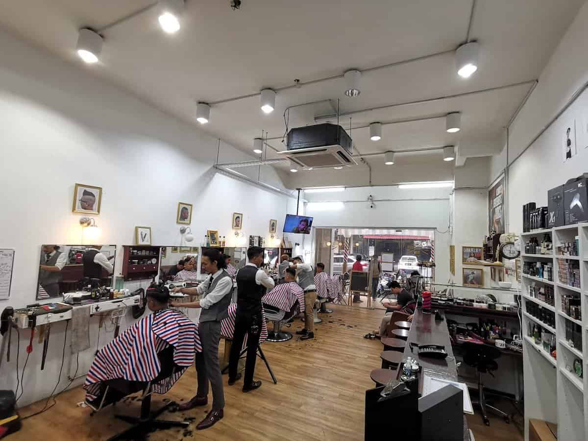 Royale Barber Shop Kedai Gunting Rambut Kajang