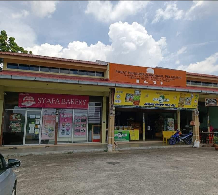 SYAFA BAKERY Kedai Kek Kepala Batas